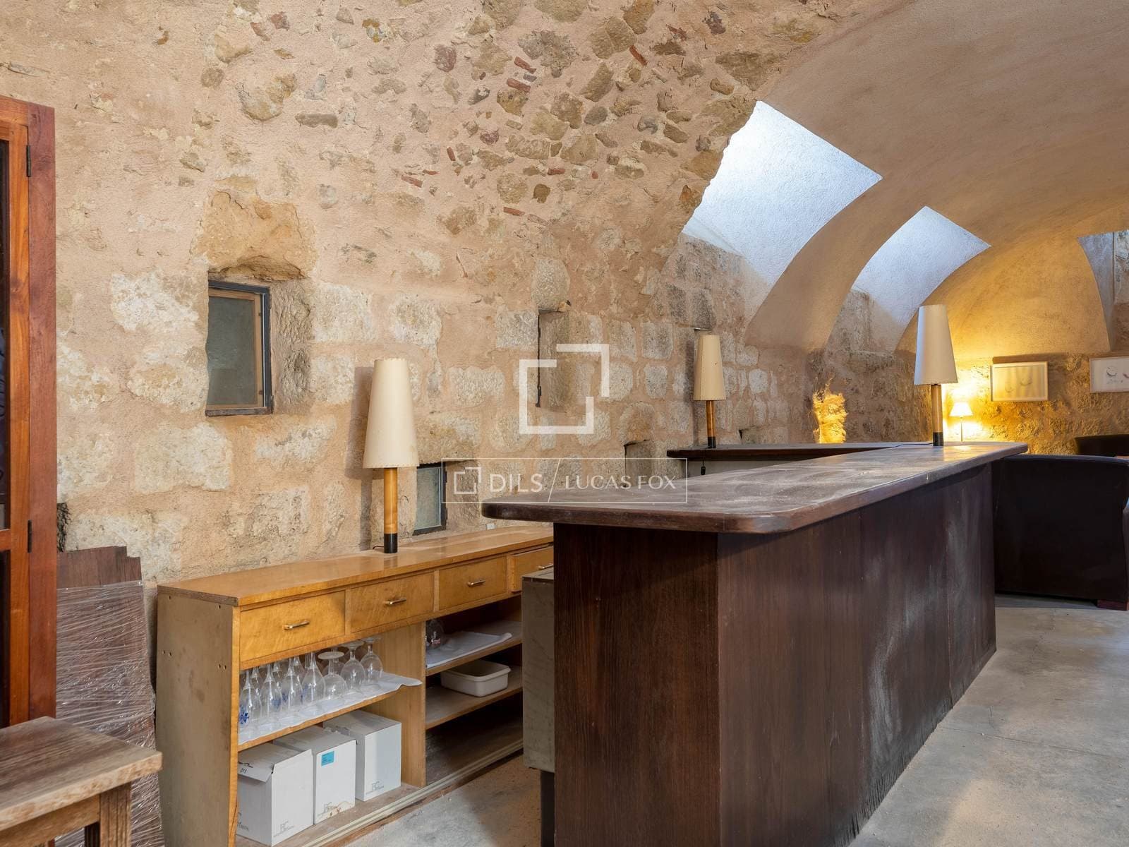 16 Bedroom Castle For Sale In Alt Empordà, Girona 3
