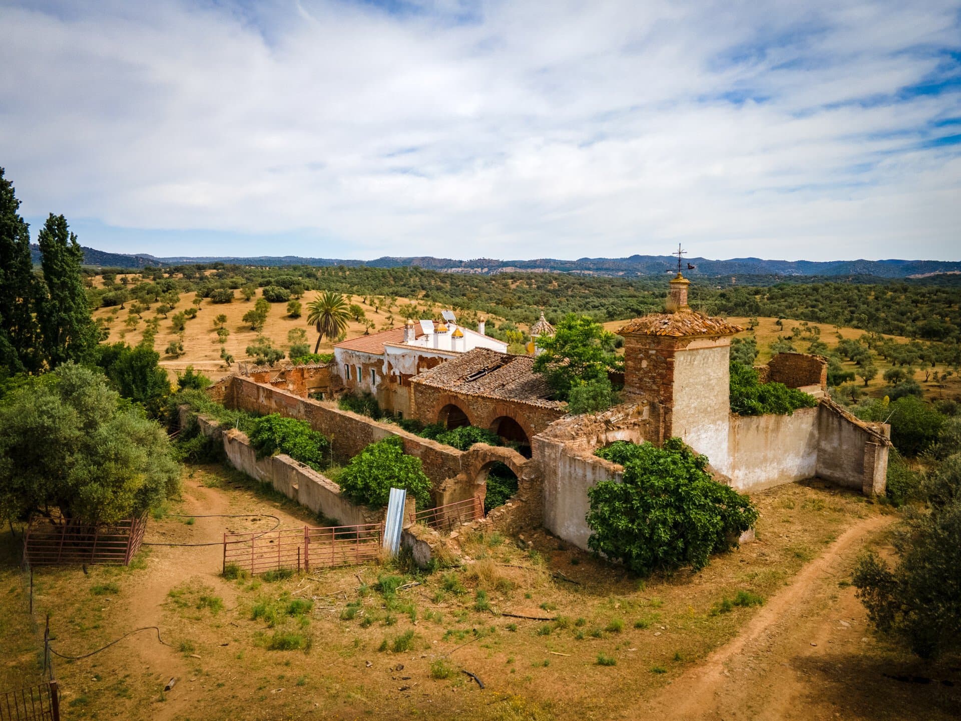Beautiful Andalusian Hacienda From The XVI Century To Reform 4