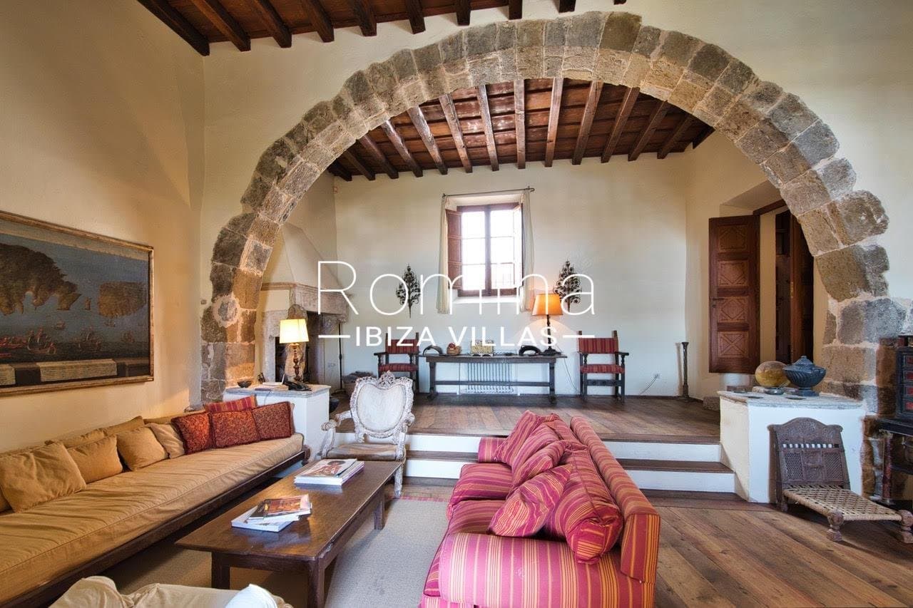 Magnificent Palace Located In Dalt Vila, High Villa Intra Muros Of The City 2