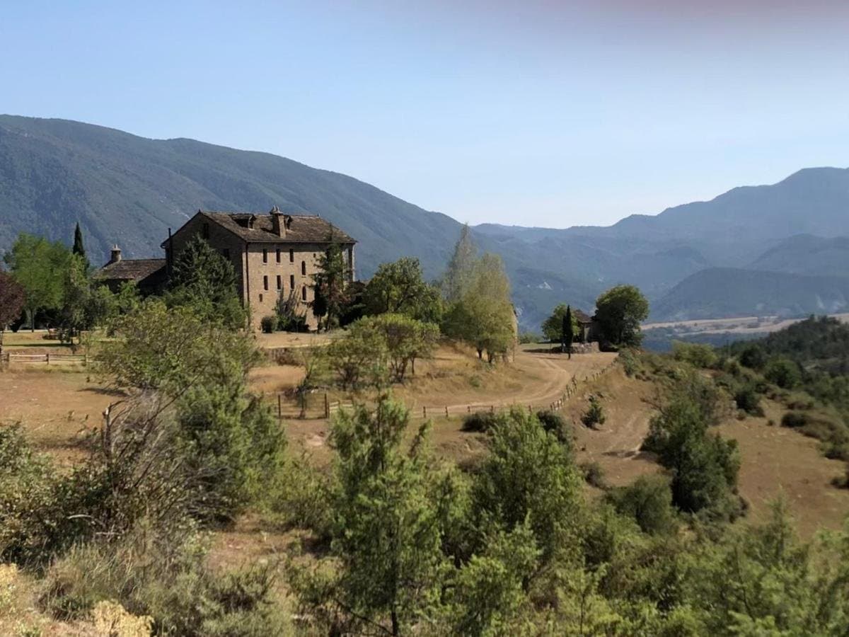 Manor In 100 Ha Private Land 4