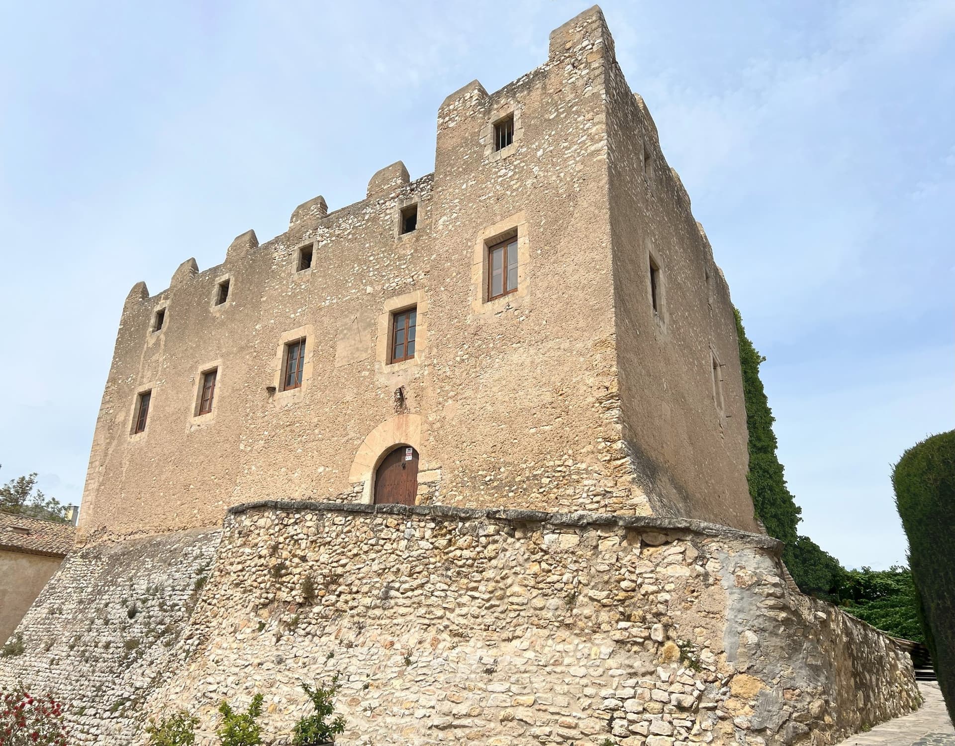 Medieval Castle With Sea Views South Of Barcelona