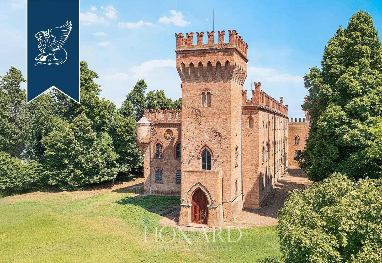 Charming Frescoed Castle For Sale Near Ravenna 2