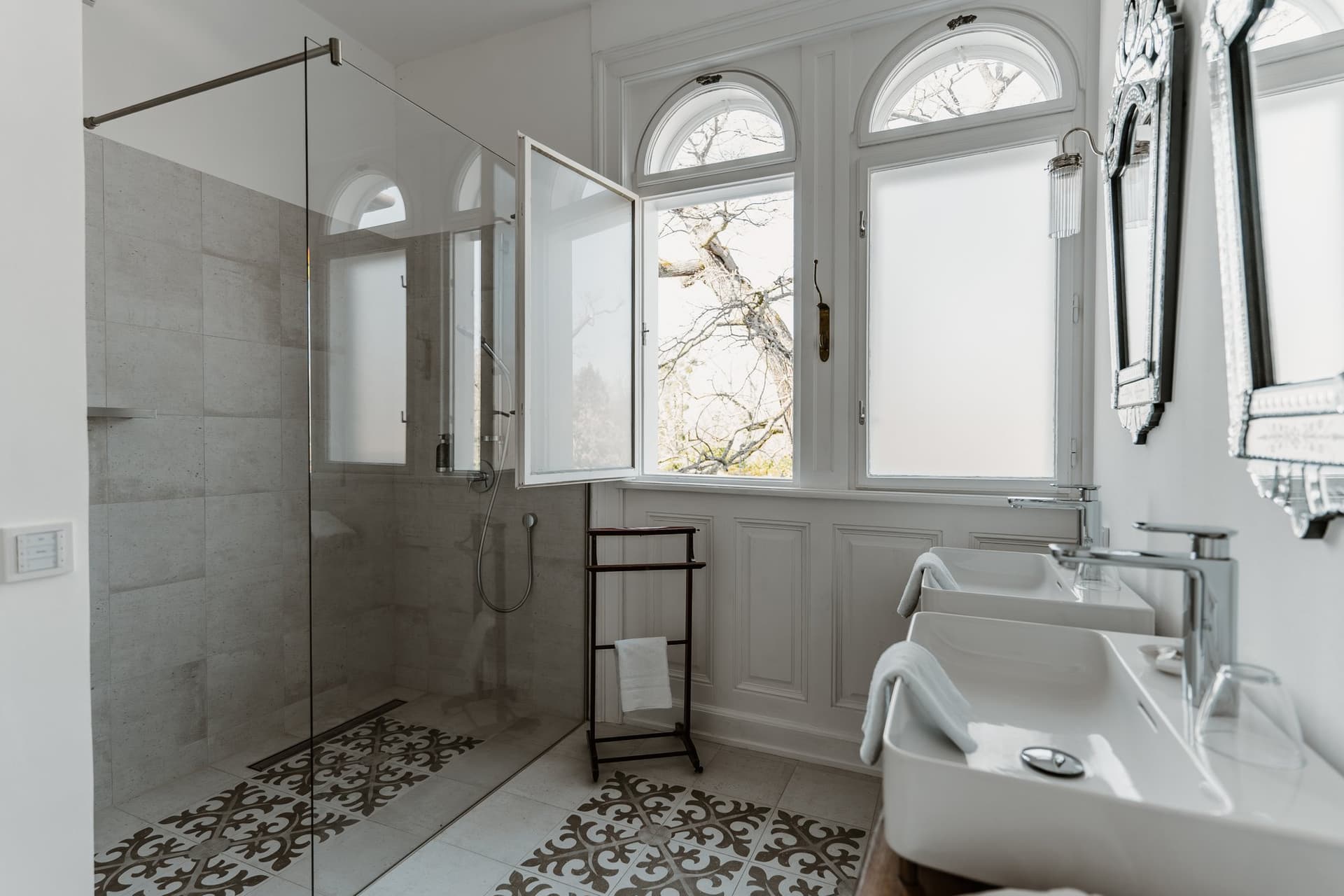 Grand Historic Castle Estate 5