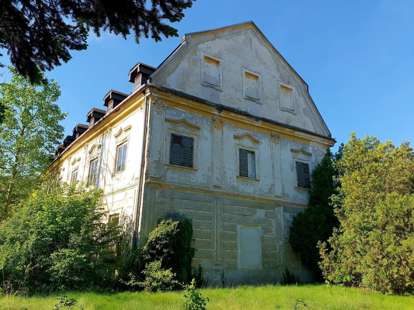 Historisches Schloss Mit Nebengebäude Zu Verkaufen!! — Medieval Castle for sale in Lower Austria, Austria