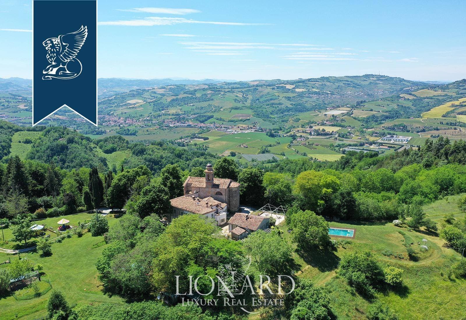 Wonderful Historical Complex For Sale In Emilia Romagna 5