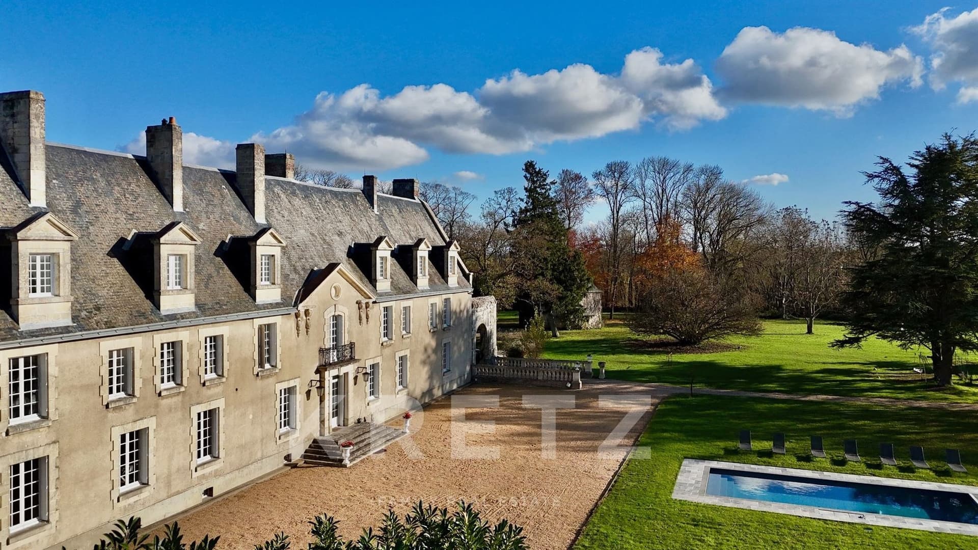 Château Du Marquis De Lafayette — Medieval Castle for sale in Centre-Val de Loire, France