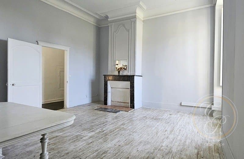 Property For Sale 14 Rooms Savennieres (49) 5