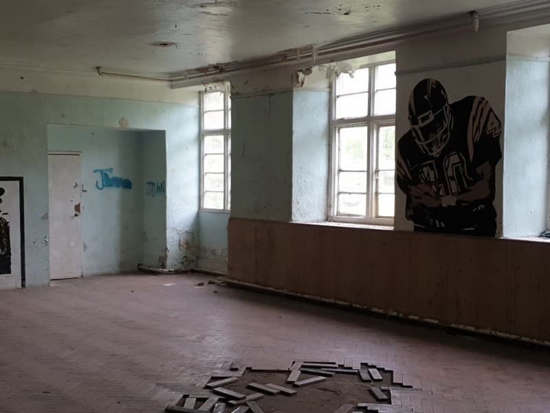 £200k-£250k Monmouth, WALES. Imposing Listed Property for Renovation 3