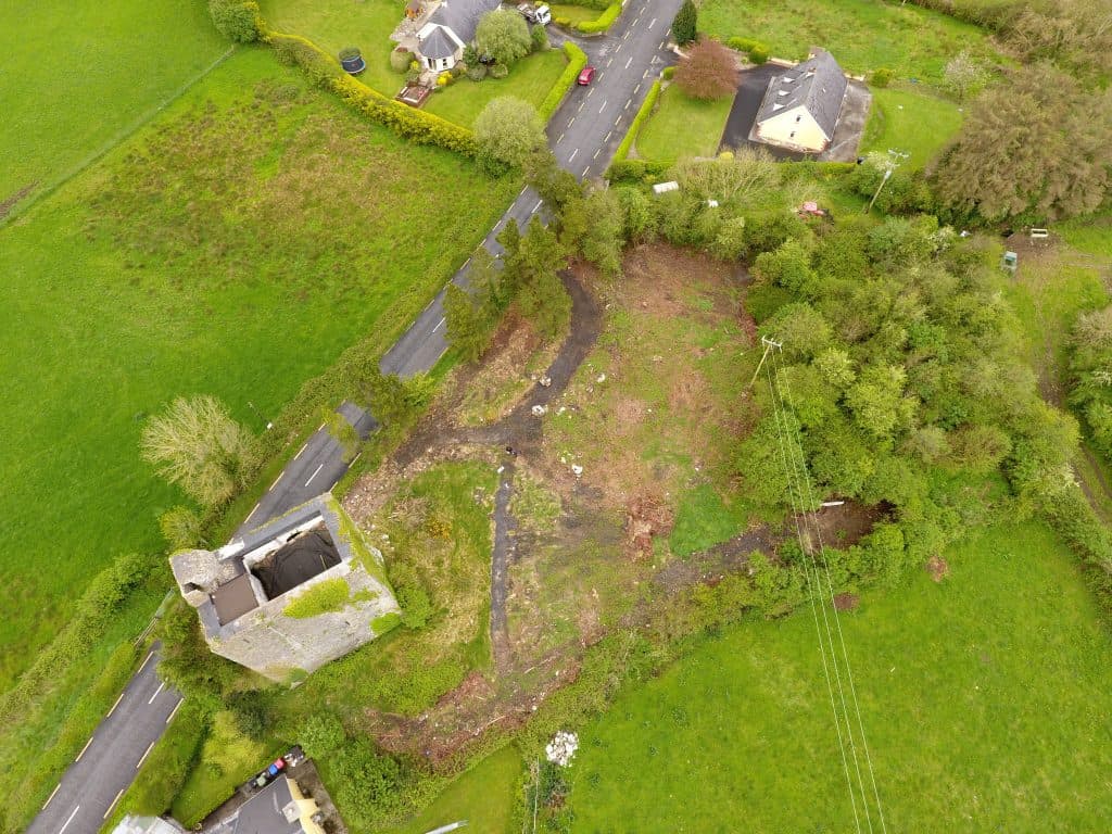 €95k Sixmilebridge, IRELAND. 15th Century Castle 3